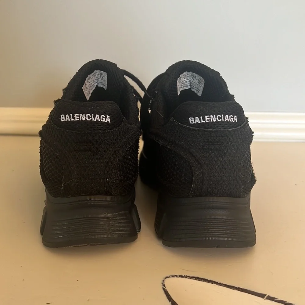 BALENCIAGA PHANTOM SNEAKERS - Picture 6 of 9